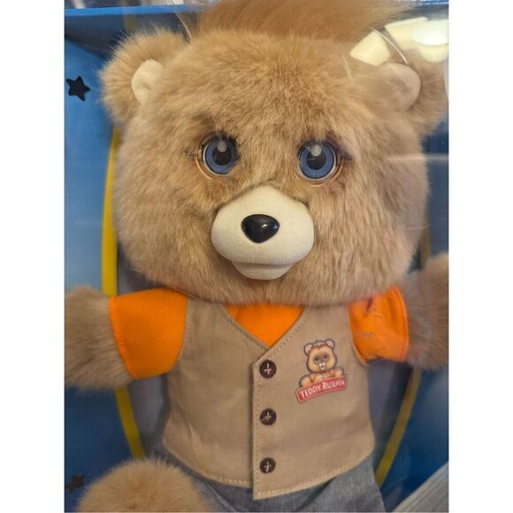 Teddy Ruxpin Animated Talking Storytime Bear Bluetooth LED Eyes 2017 Edition NEW - Picture 4 of 10